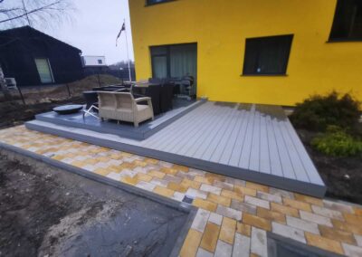 Terase pie mājas Ādažos